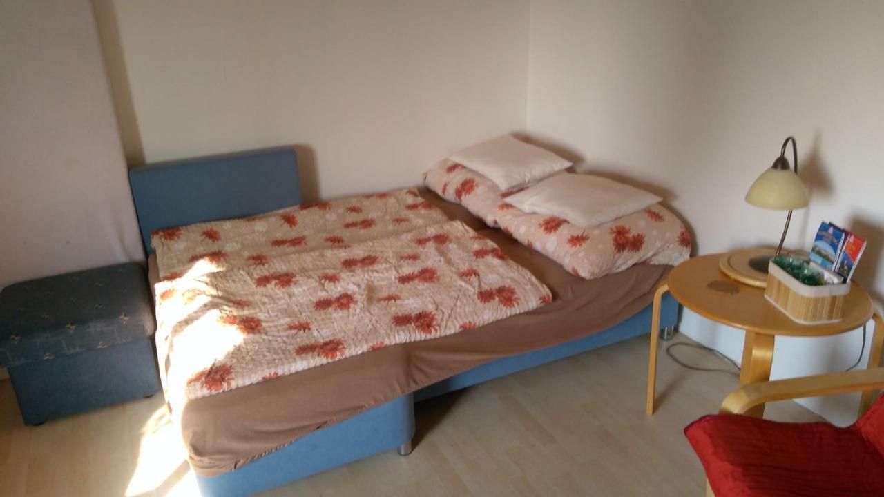 Maison d'hôtes U Babicky A Jeji Psi Smecky à Weselitschko Extérieur photo